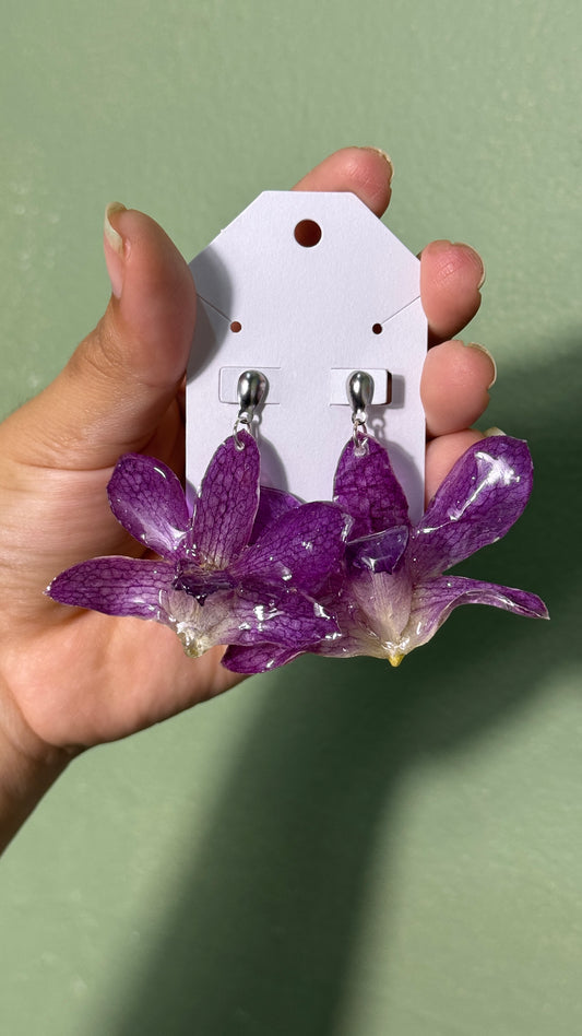 Earring purple