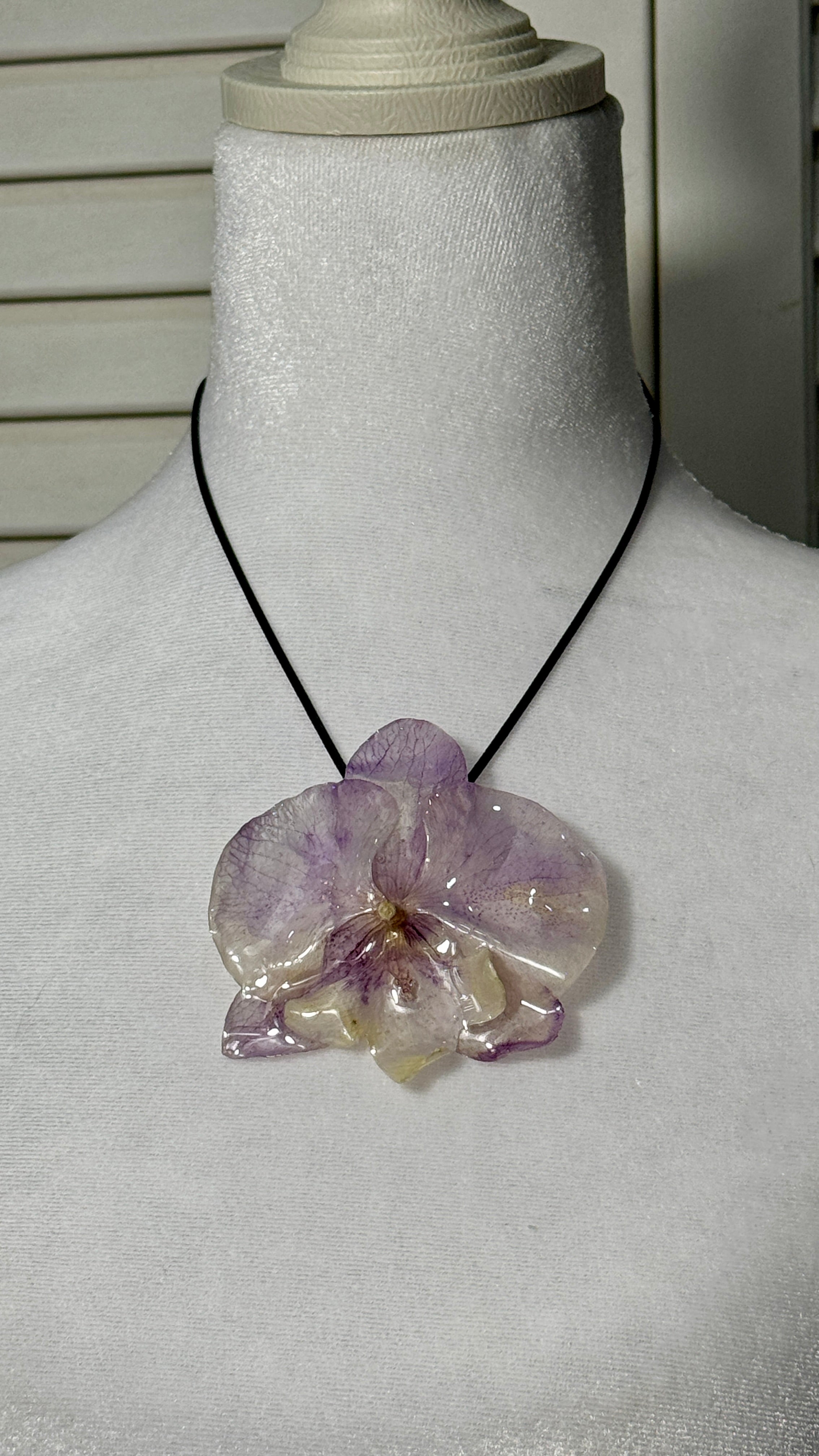 Necklace black cord 10
