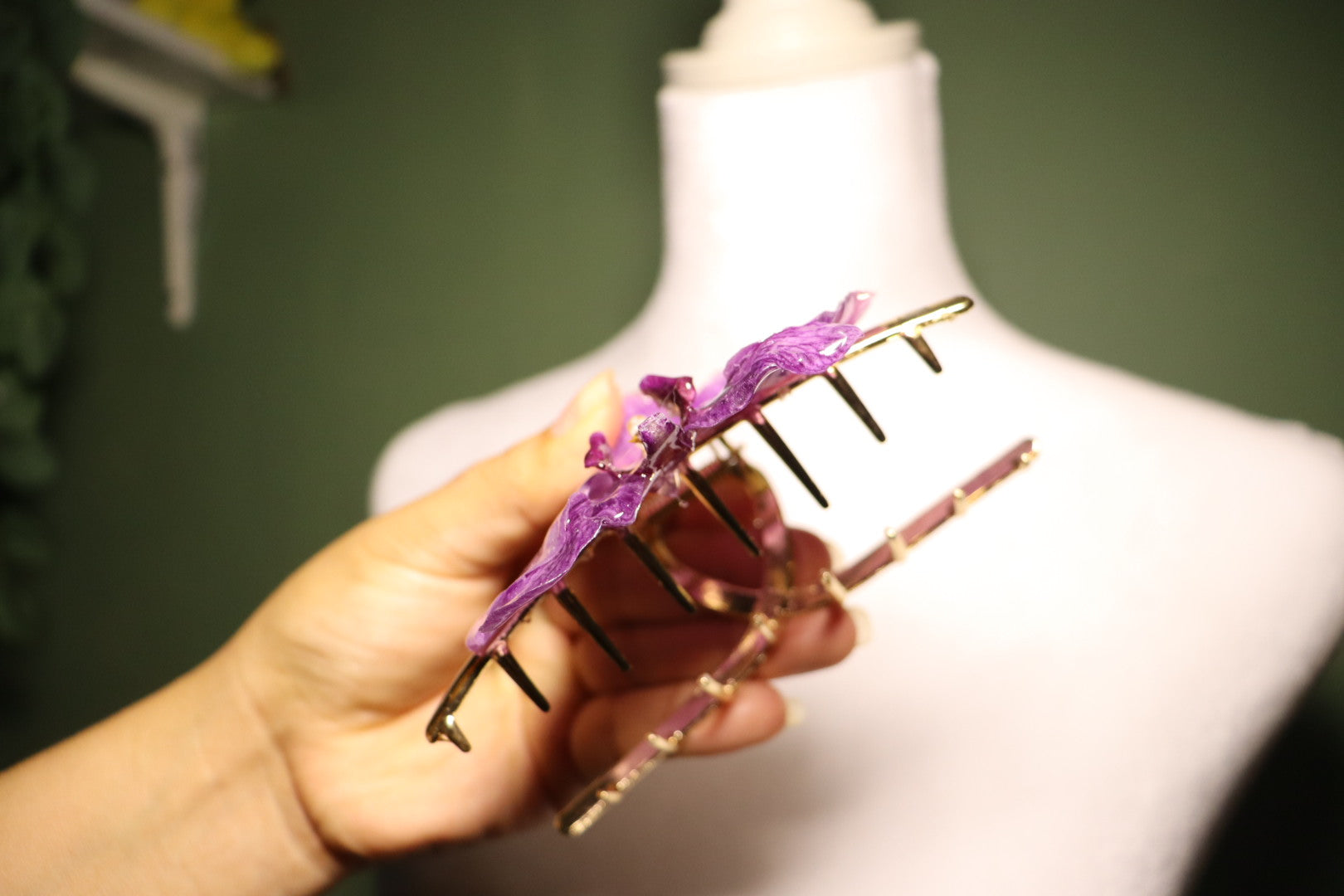 Hair claws ( 2 available)