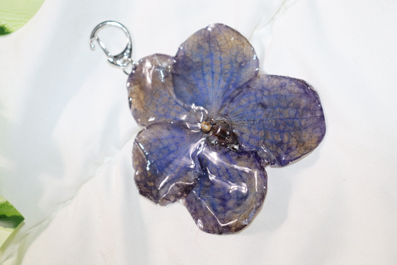 𝒦ℯ𝓎 𝒸𝒽𝒶𝒾𝓃